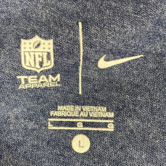 Nike NFL Denver Broncos Women's Blue Short Sleeve and V-neck Tee. Size: Large - Picture 3 of 13